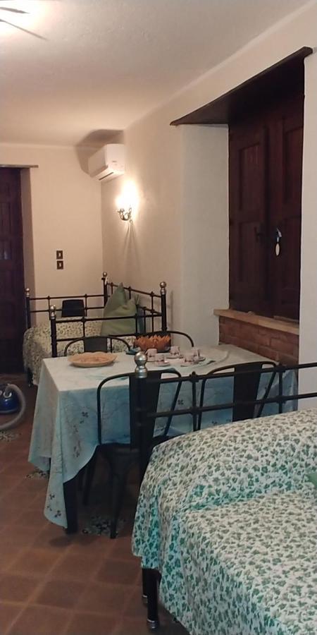 Villa Diana Fiumefreddo di Sicilia Habitación foto
